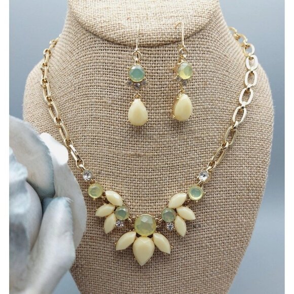 Anne Klein Gold Tone Rhinestone Beaded Collar Necklace & Dangle Earrings Set 19" - Picture 2 of 12